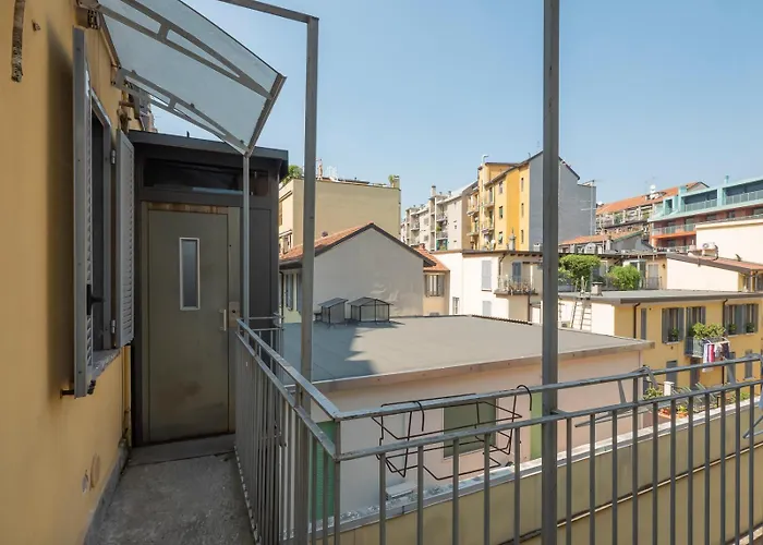 Italstay - Canonica Attic Apartment